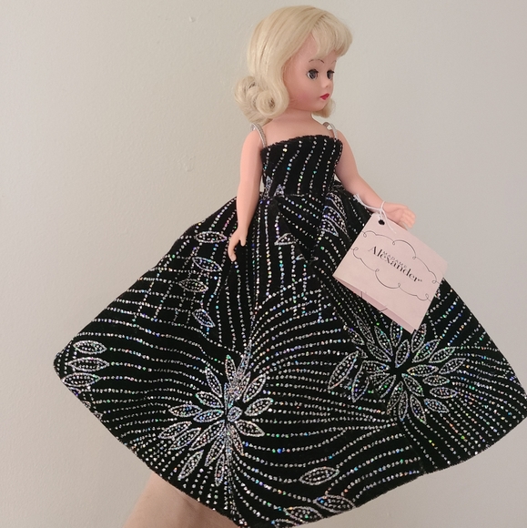 Madame Alexander doll - Picture 2 of 9